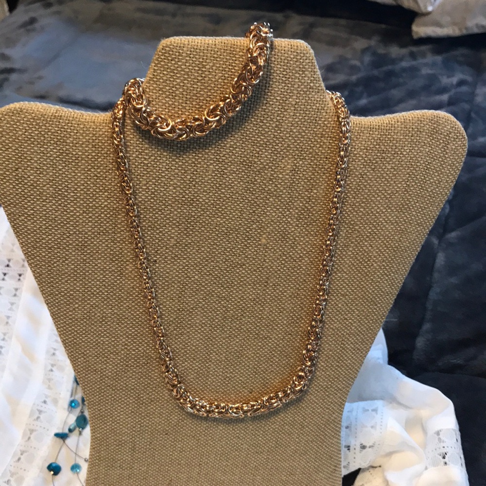 Necklace QVC NWT